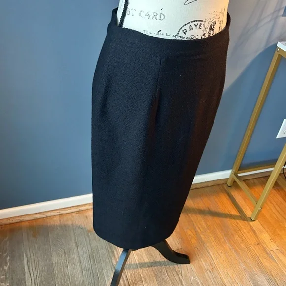 St John Couture with ribbon bow down the back skirt - Picture 6 of 13